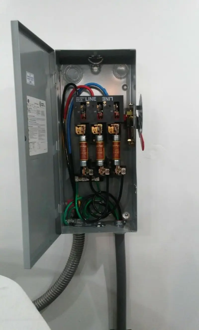 Three-phase disconnect switch installed for Smoke Detector Installation in Hilmar-Irwin